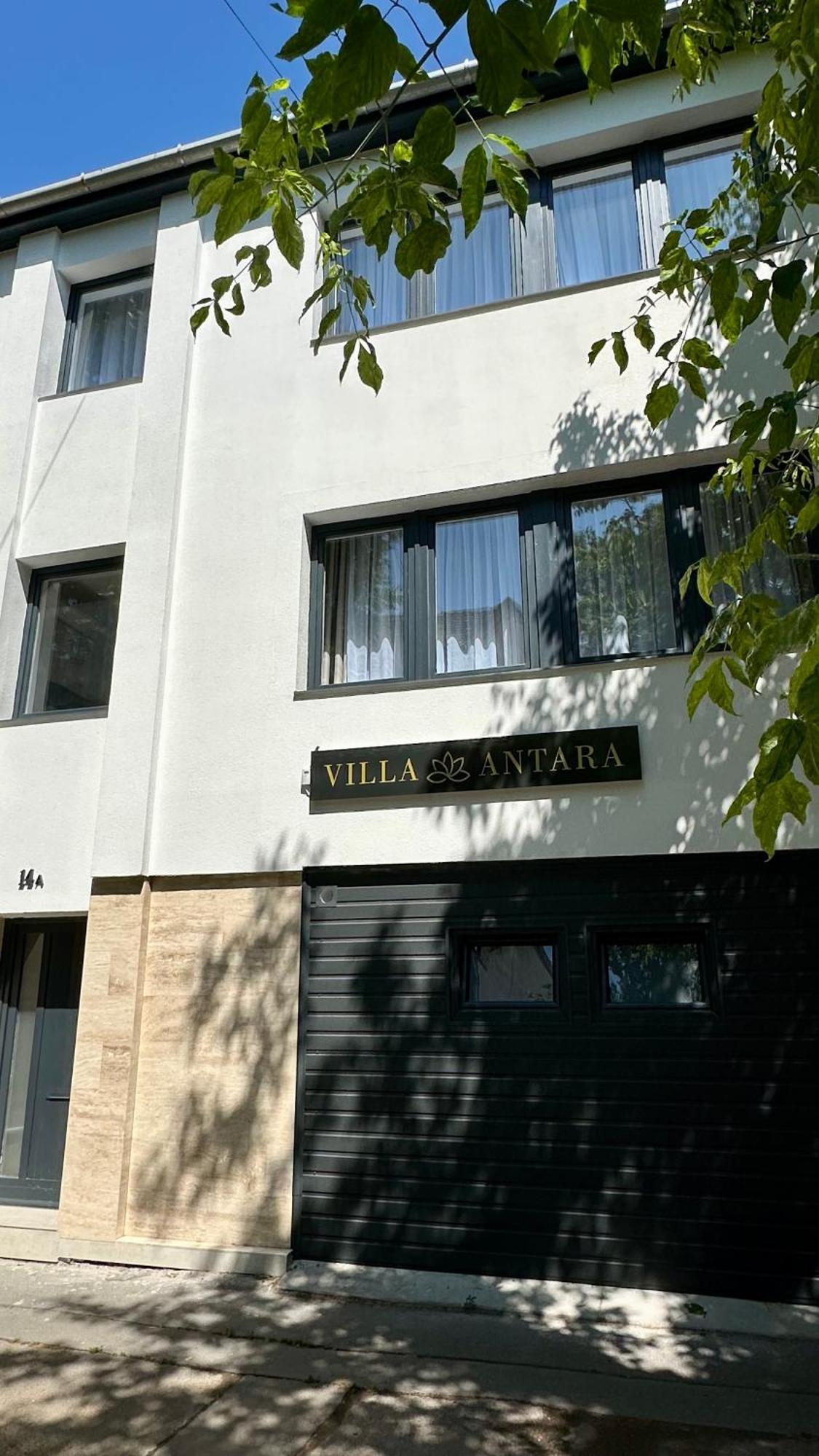Villa Antara Szeged Exteriör bild